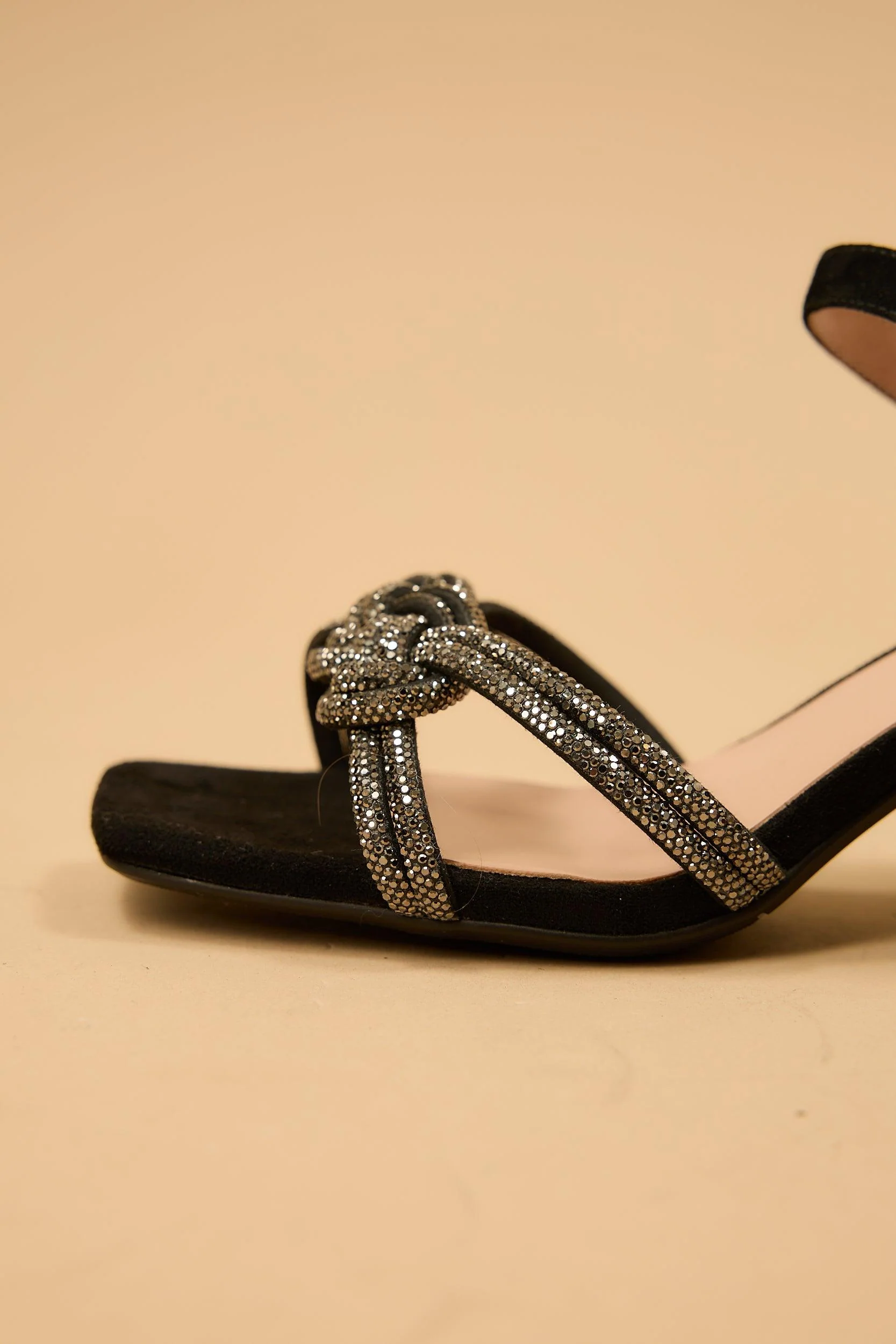 Dorothy - Image 11