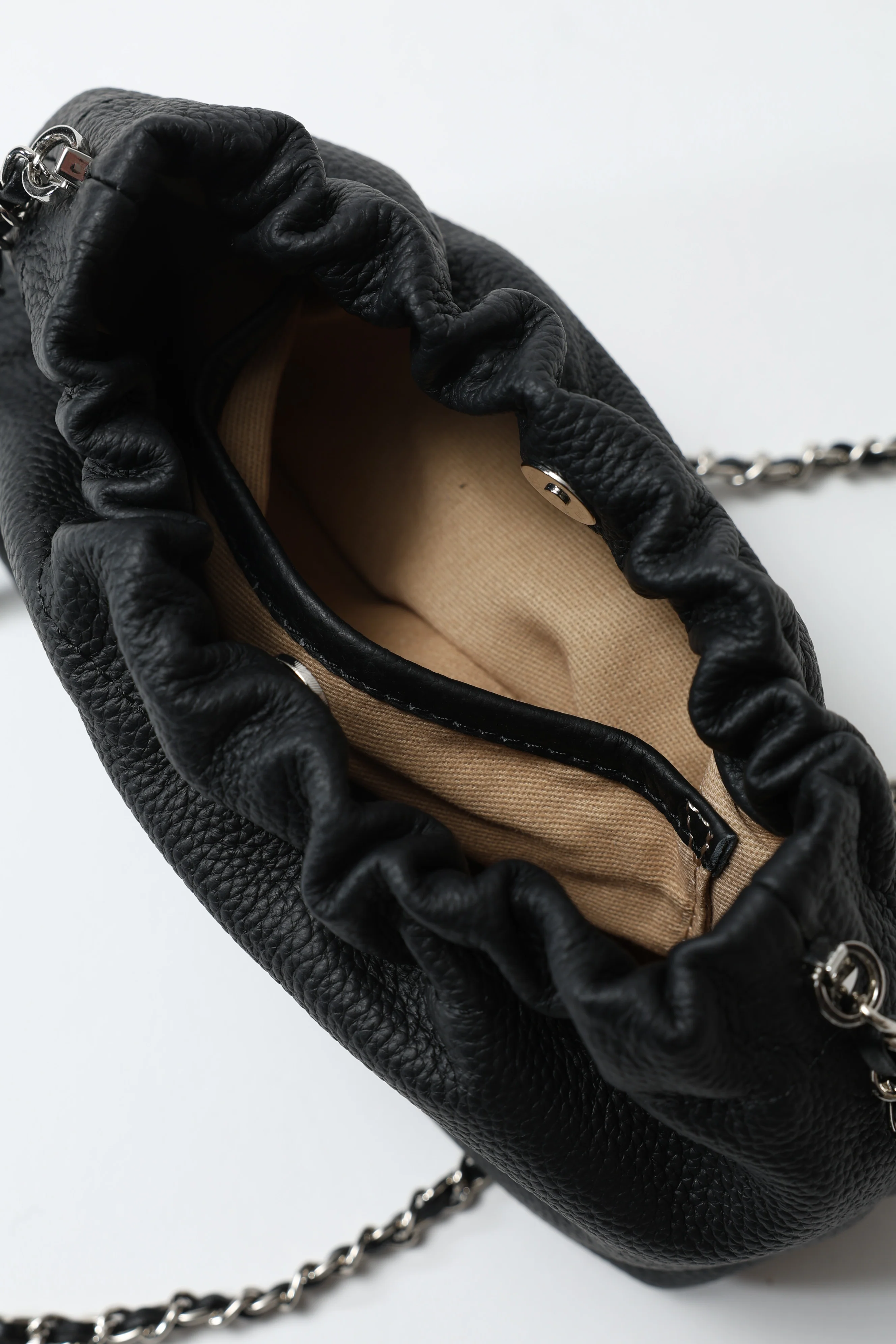 Adrasteia Black - Image 7