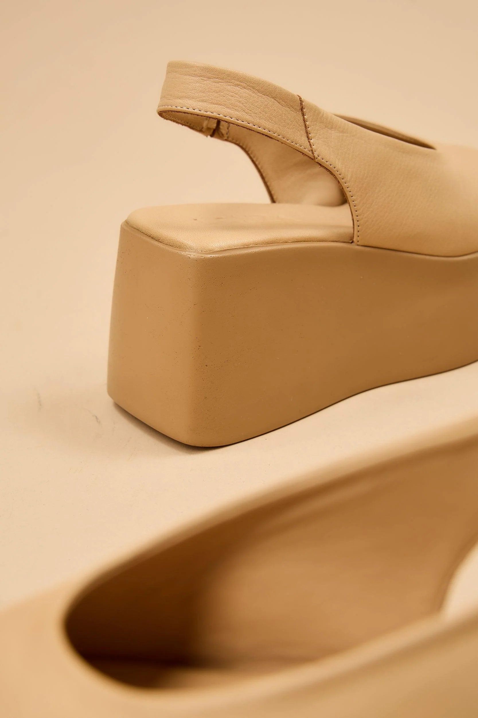 Ariadne Tan - Image 13