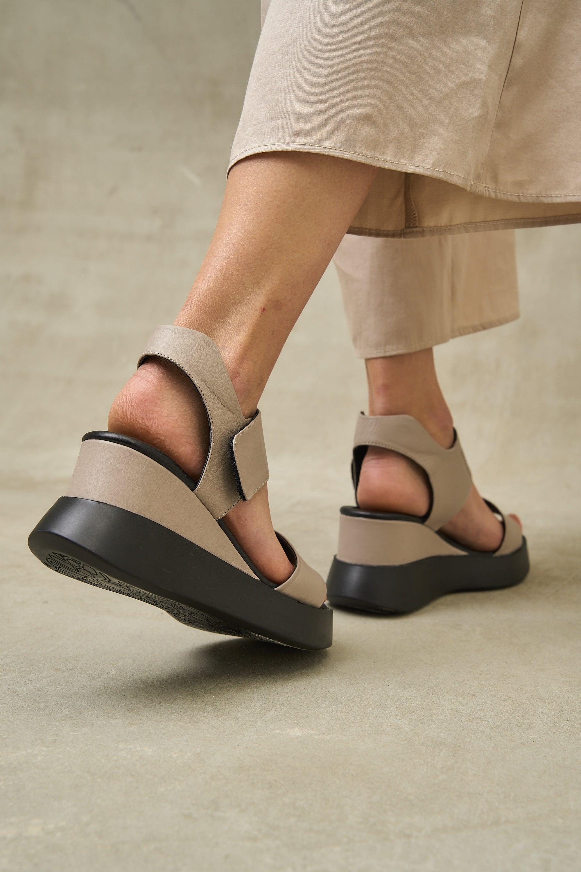 Cample Platforms - Beige - Image 4