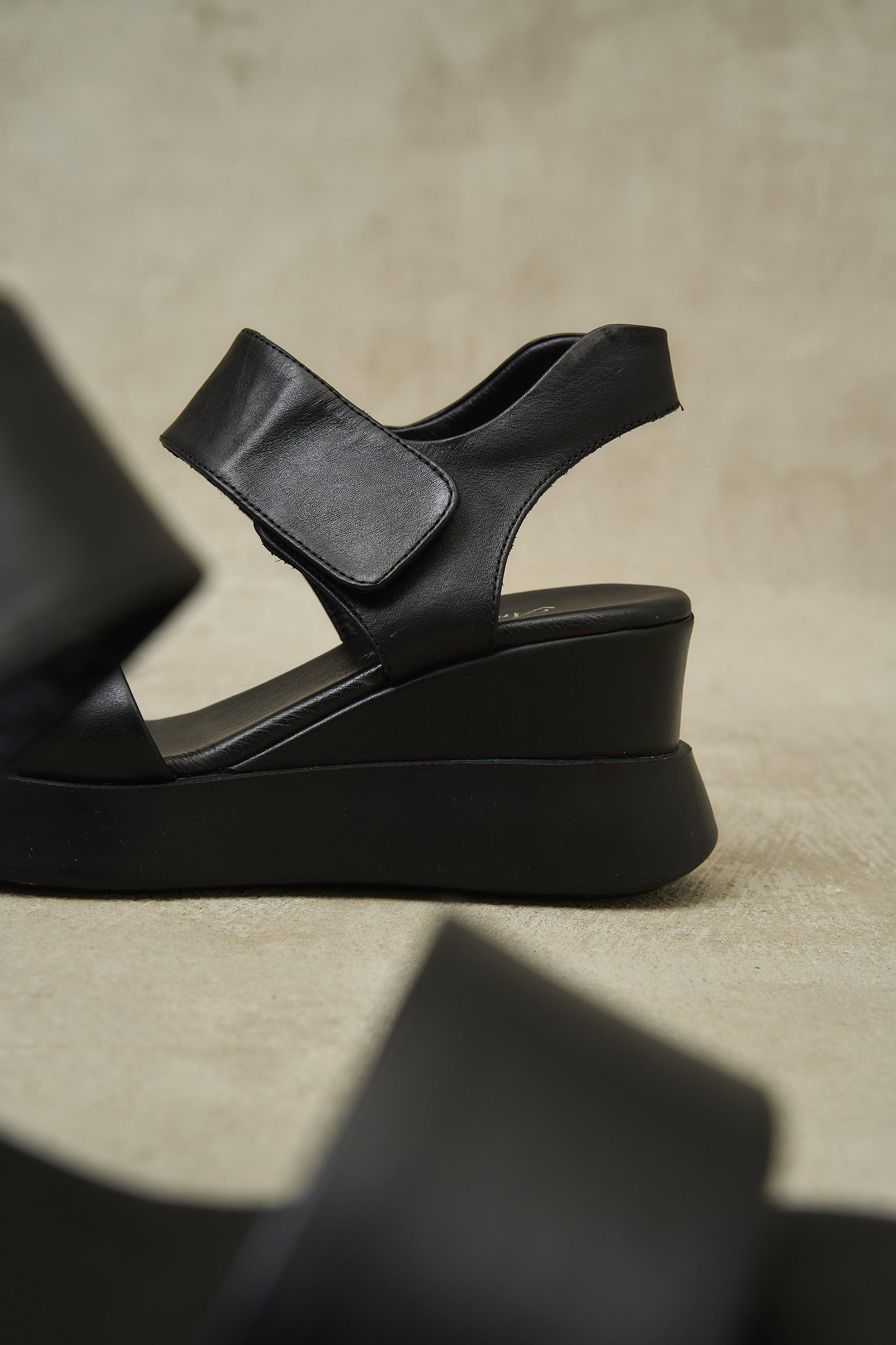 Cample Platforms - Black - Image 8
