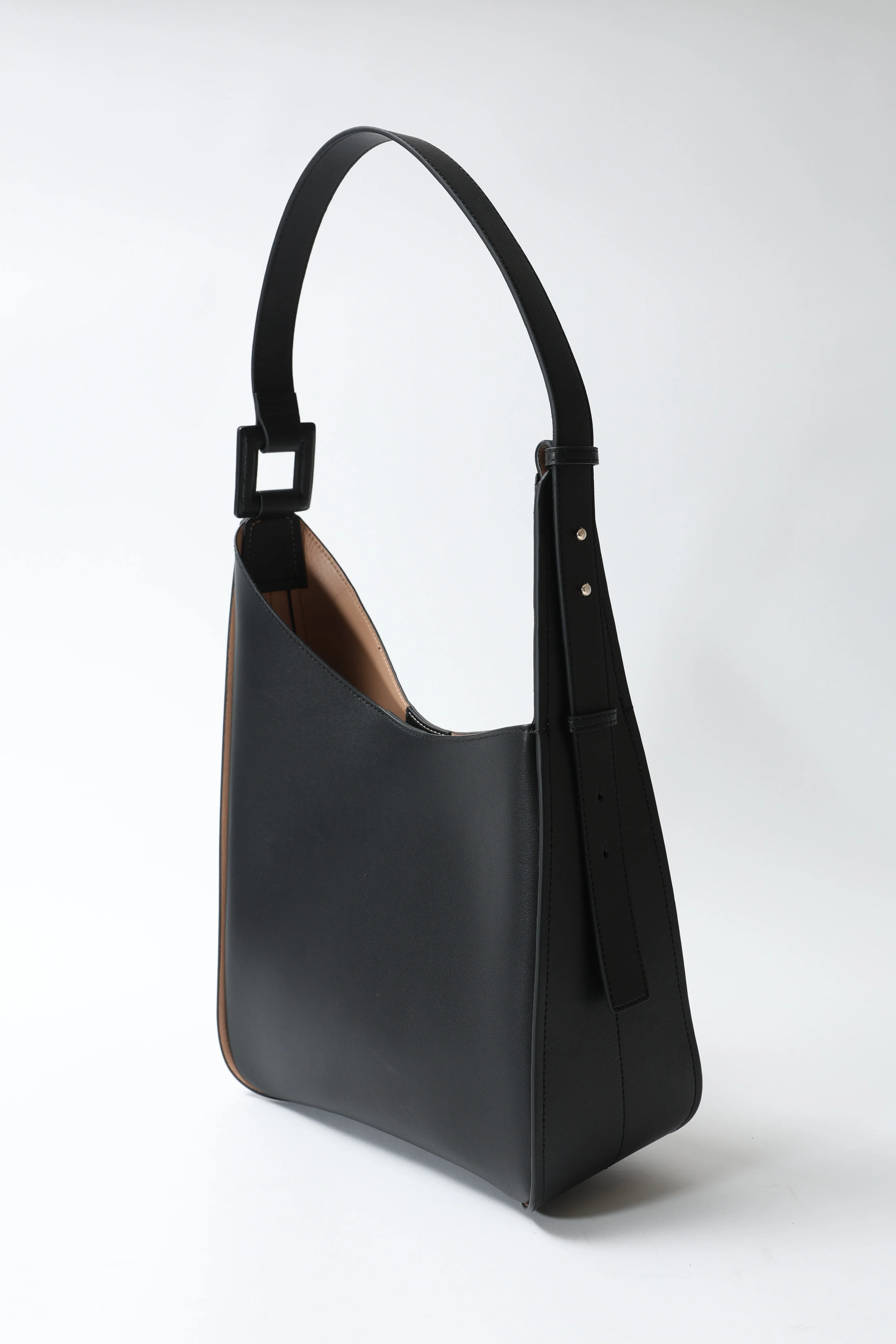 Chara Black - Image 3