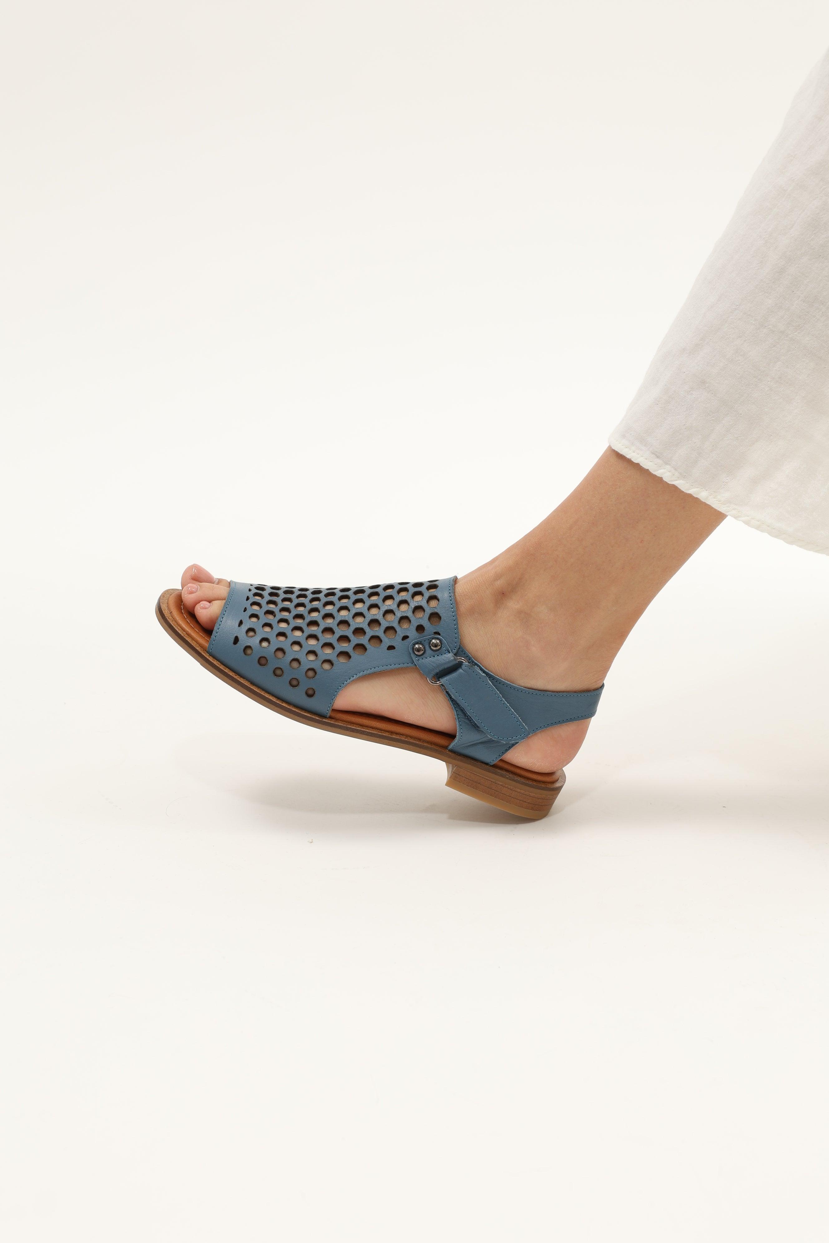 Comfelle Blue - Image 4