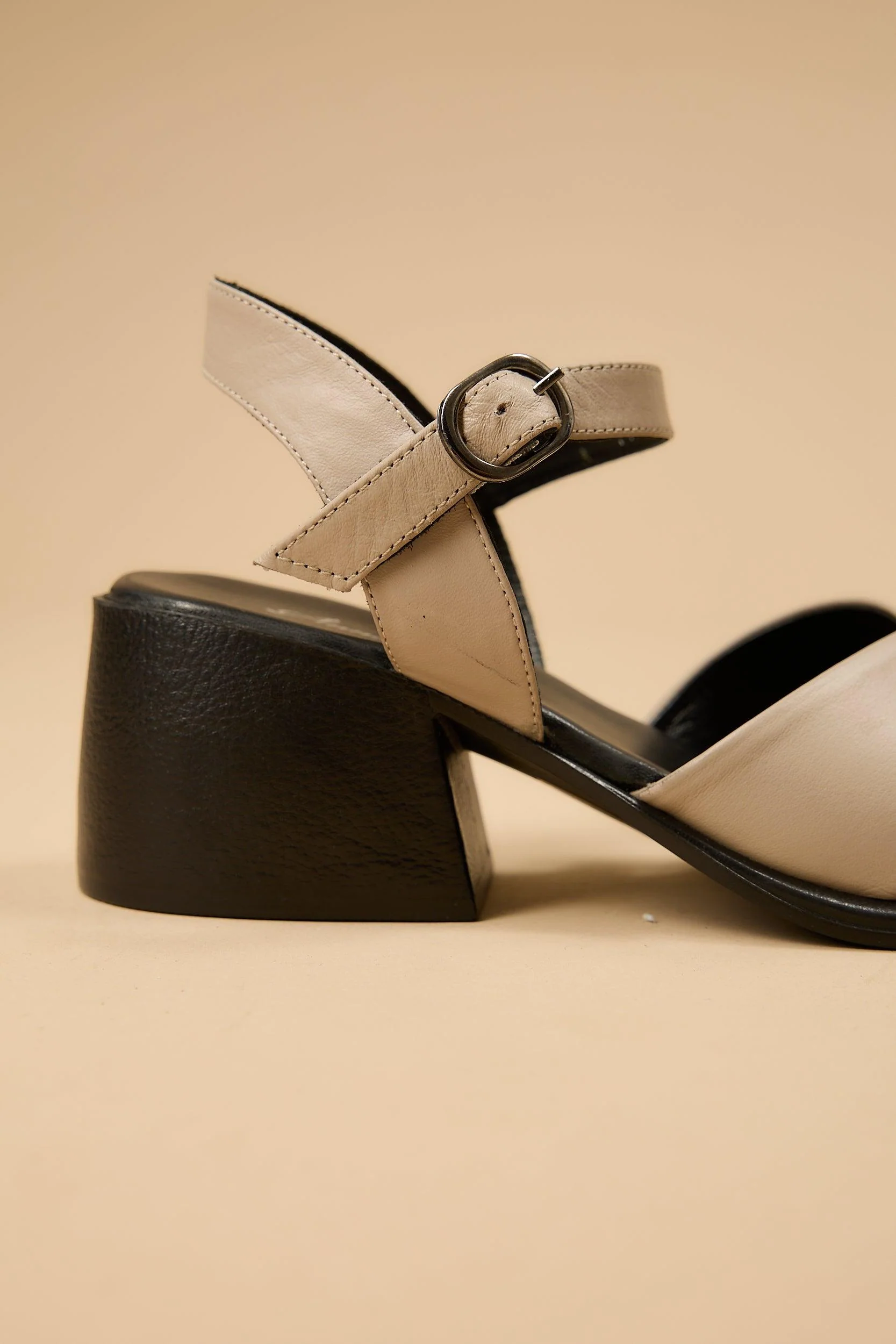 Daphne Beige - Image 9