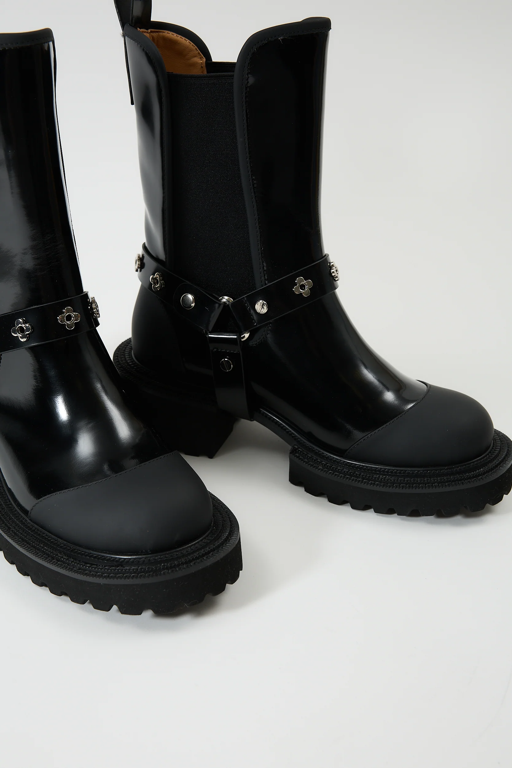 Erato Black - Image 8