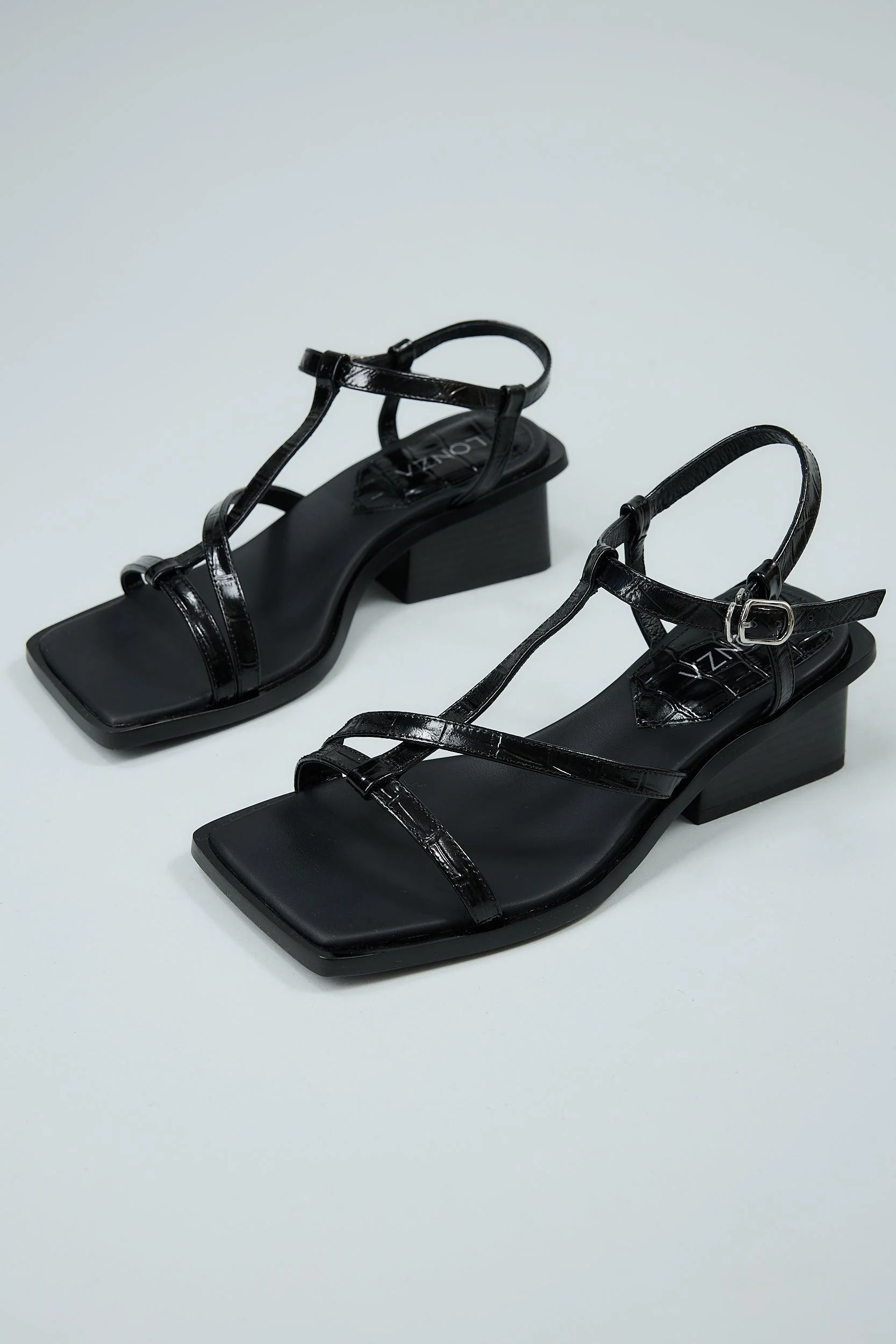Marta Black - Image 13