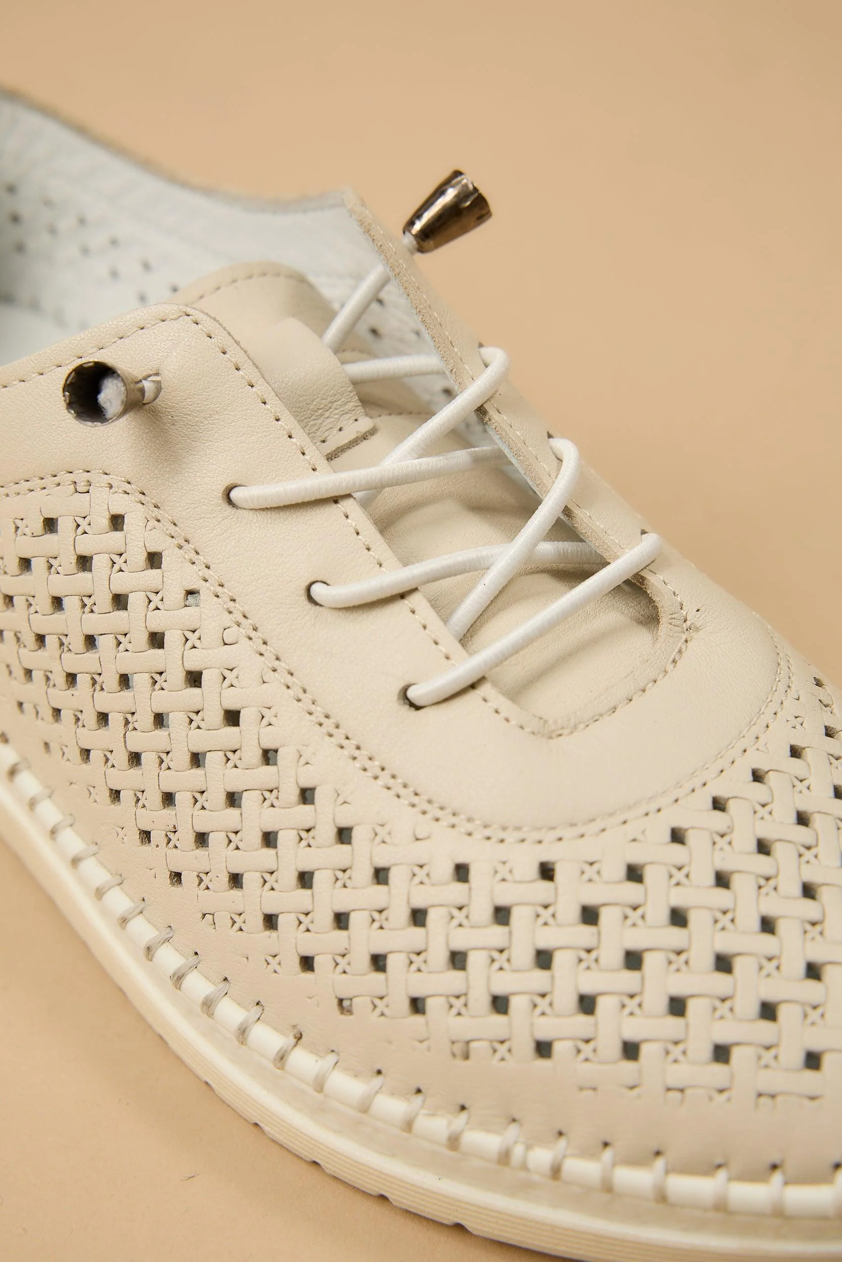 Shoella Beige - Image 9