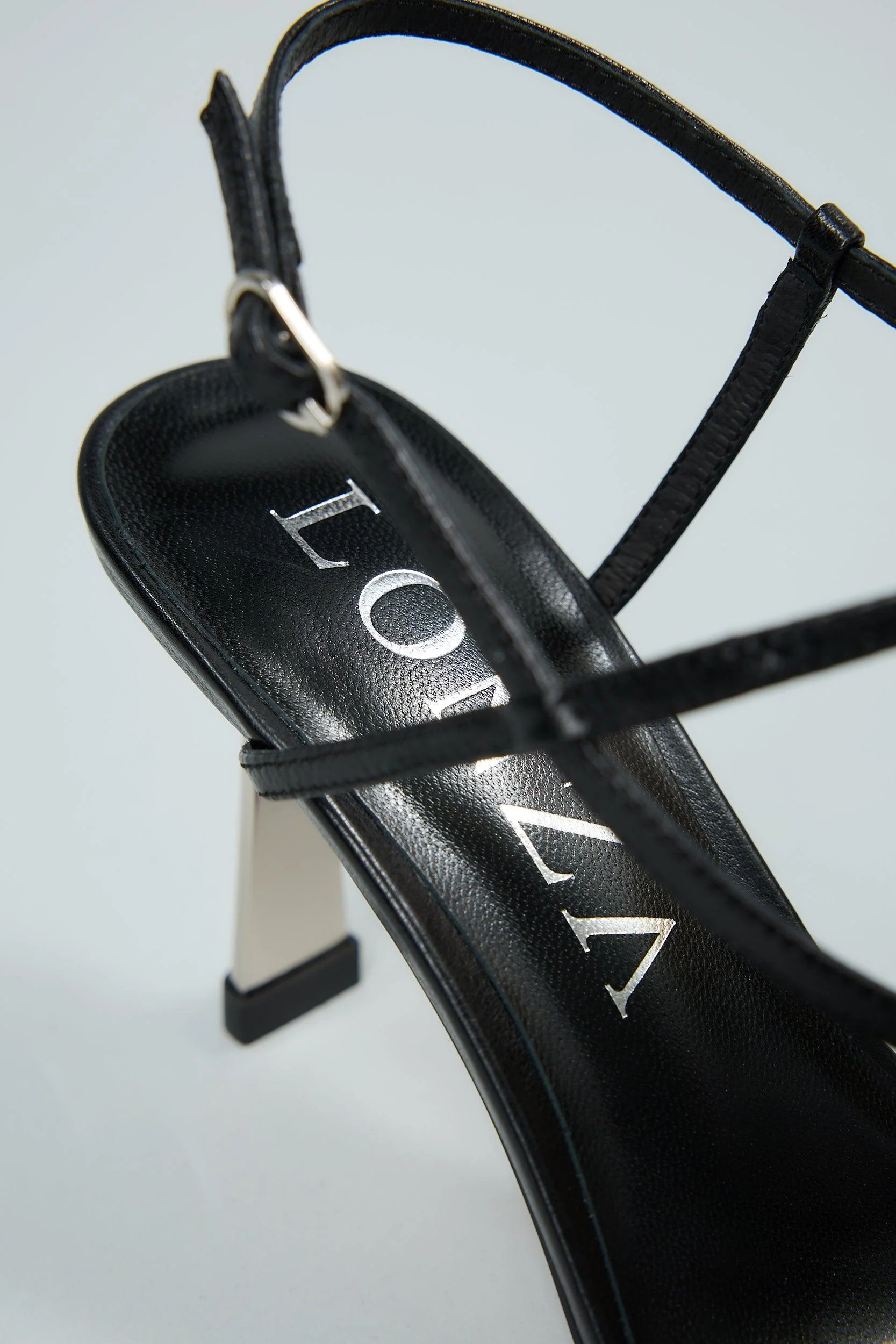 Sova Black - Image 9